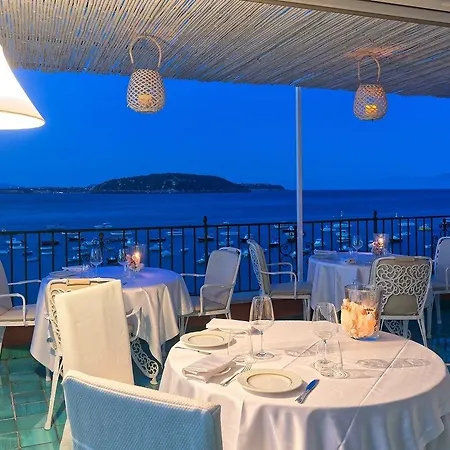 Miramare E Castello Ischia