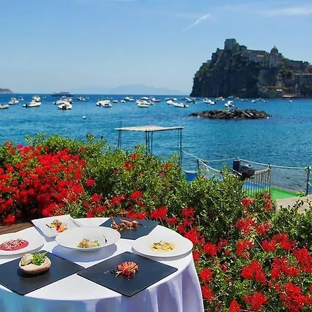 Miramare E Castello Hotell 5*