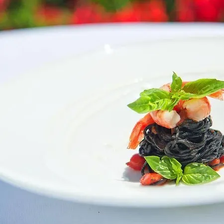 Hotell Miramare E Castello 5*