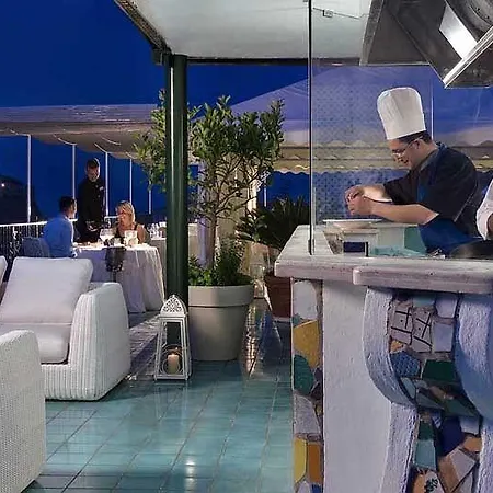 Miramare E Castello Szálloda 5*