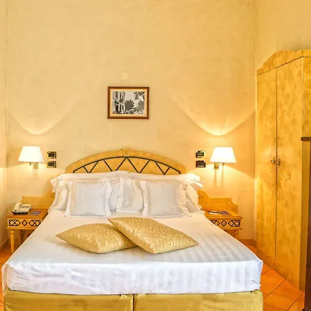 Miramare E Castello מלון 5*