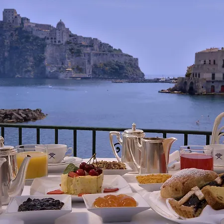 Miramare E Castello Szálloda Ischia