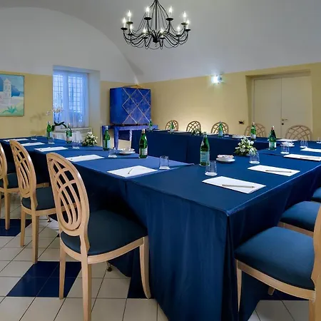 Miramare E Castello Szálloda 5*