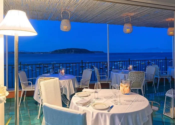 Miramare E Castello Ischia